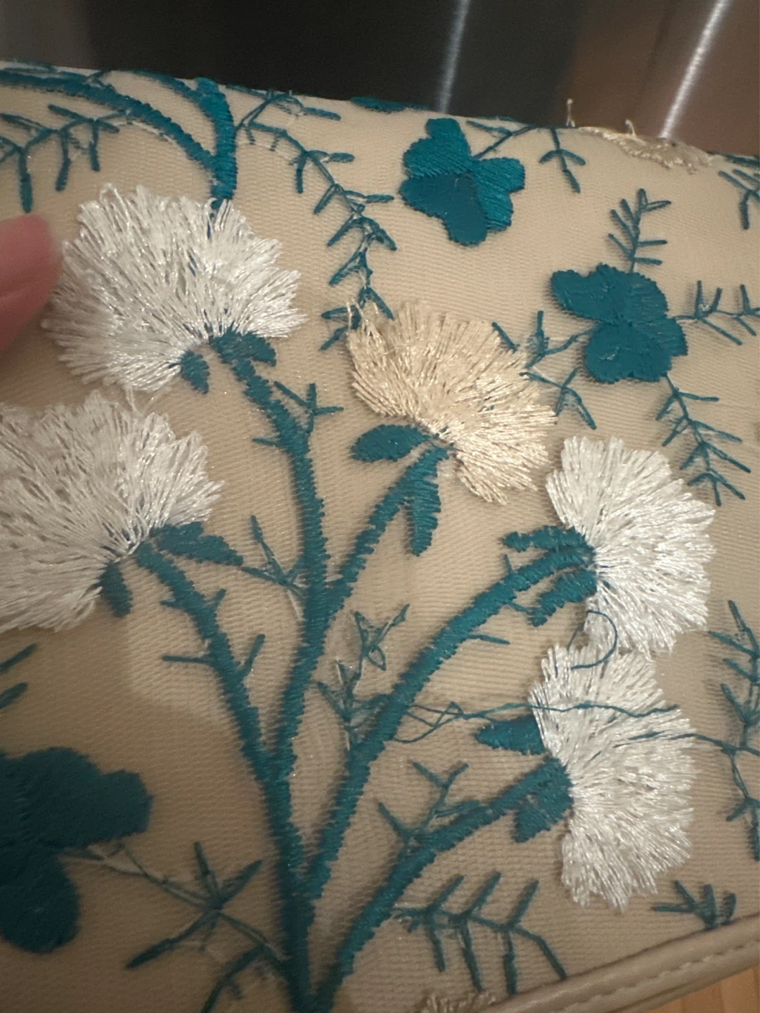 Beige Embroidered Clutch Purse with Chain Strap - photo 5