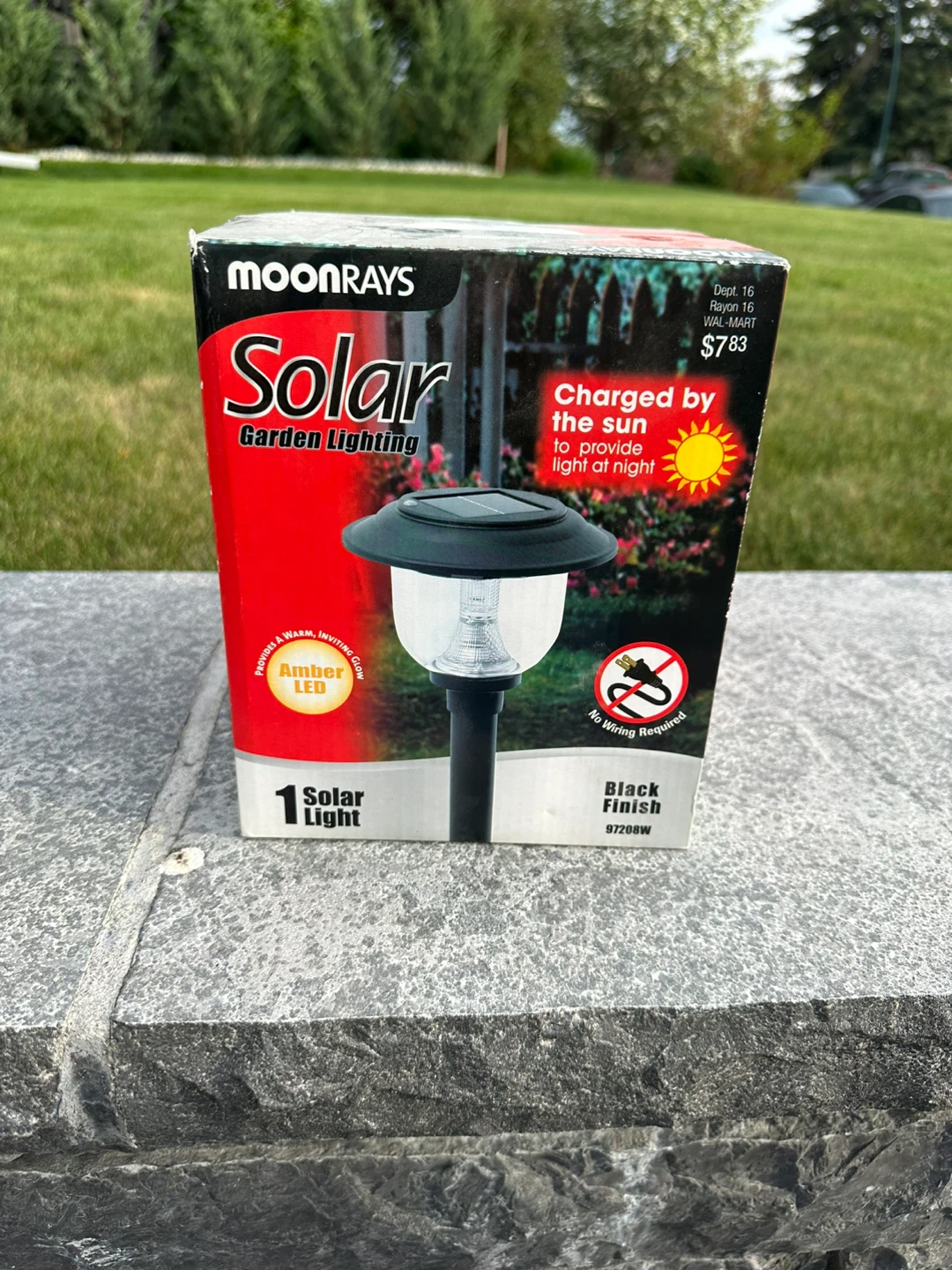 Moonrays Solar Garden Light - Black Finish