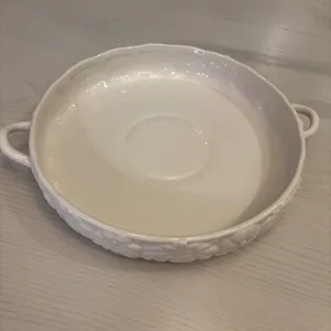 White Ceramic Round Serving Dish with Leaf Embossing