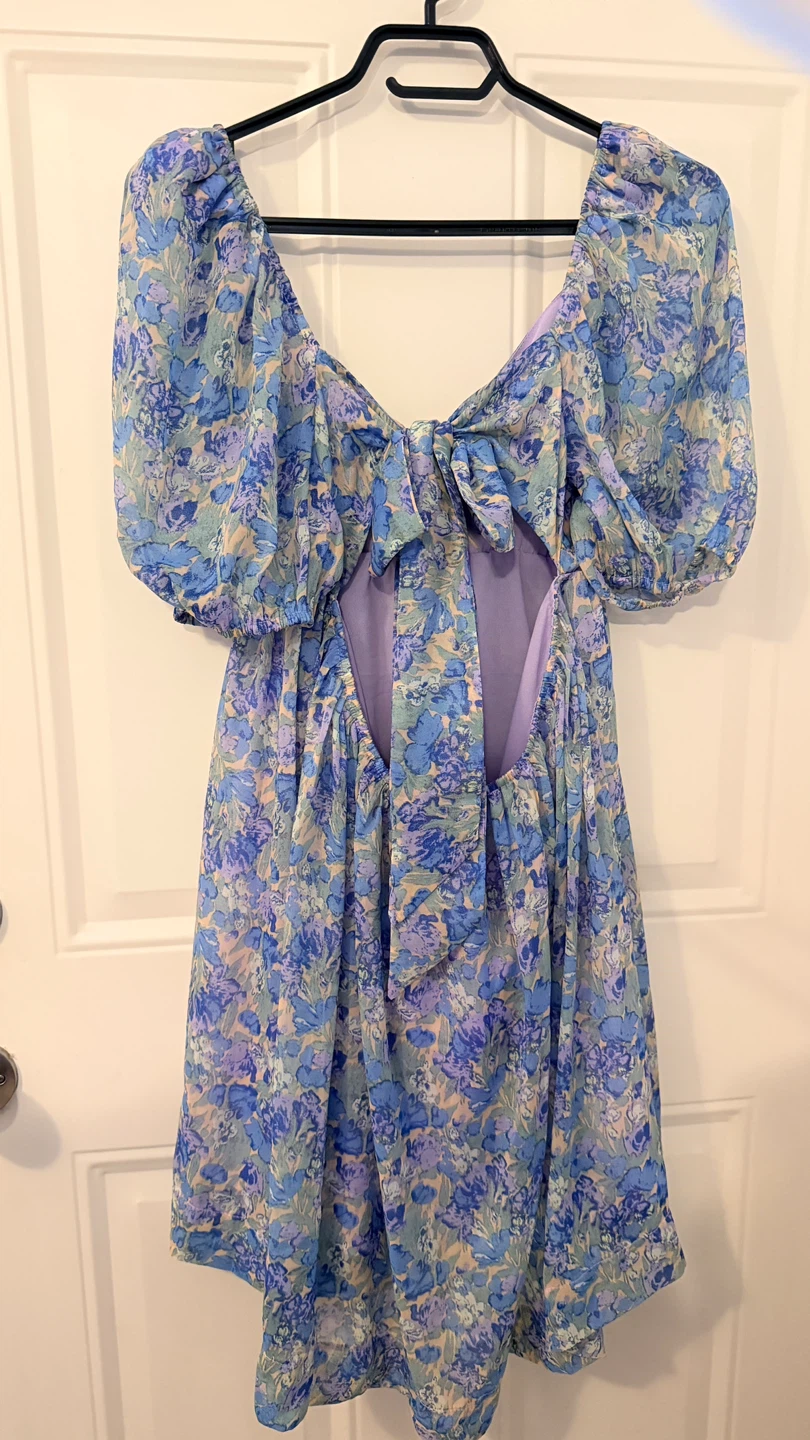 Blue Floral Puff Sleeve Dress.  Size S/M - photo 2