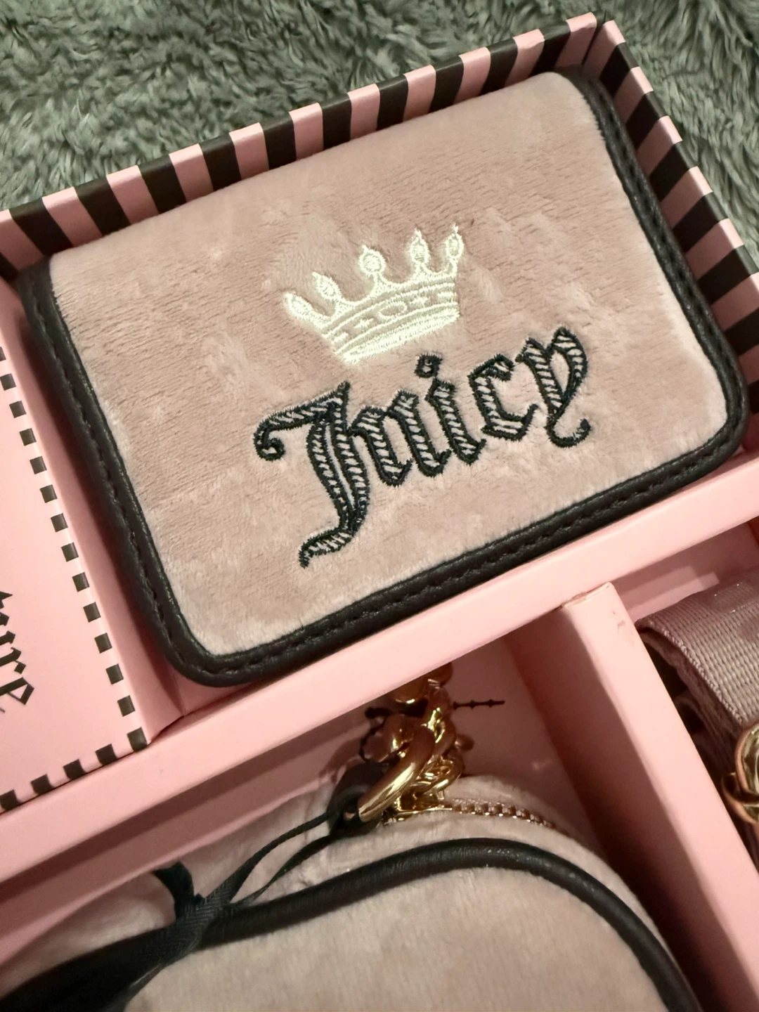 Juicy Couture Heritage Slim Camera Bag & Envelope CC Dusty Blush - photo 3