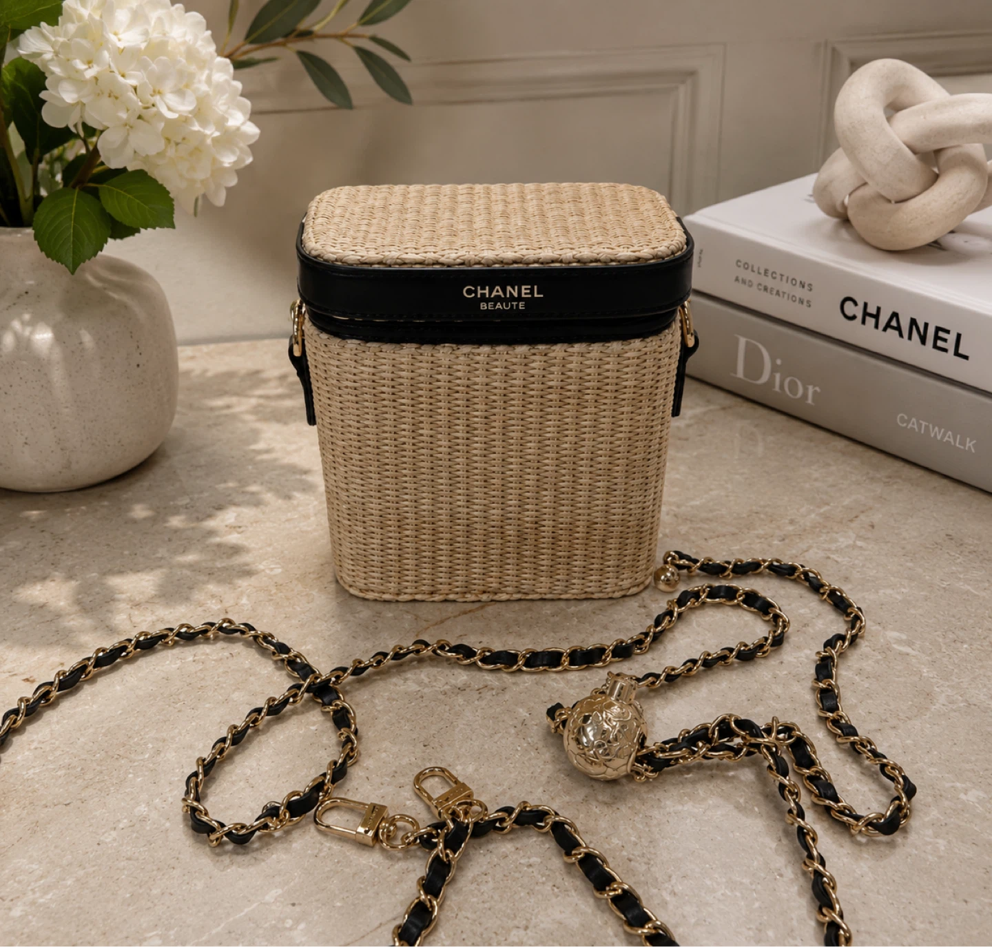 Chanel Beauté Vanity Case