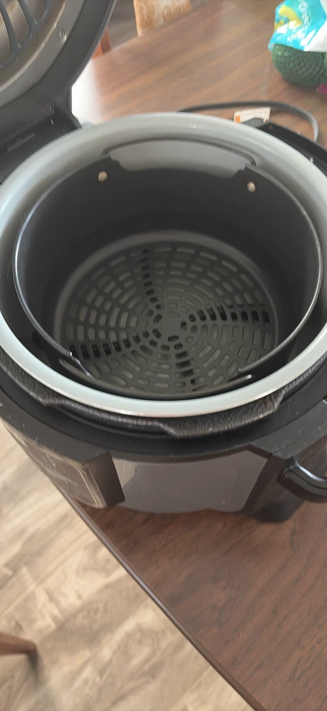 Ninja Foodi Pressure Cooker Air Fryer - photo 3