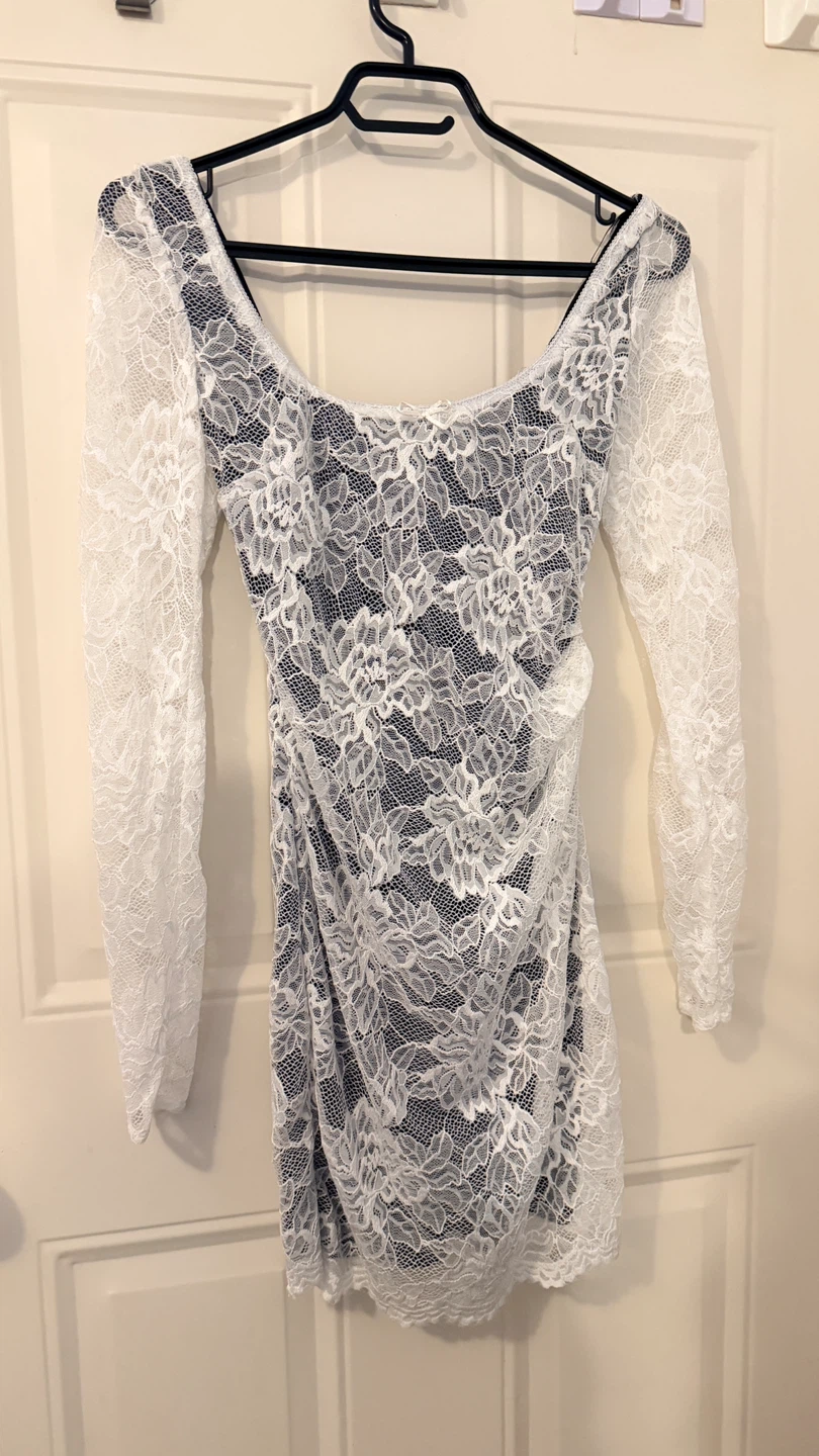 Brand new ZARA White Lace Mini Dress. Size XS