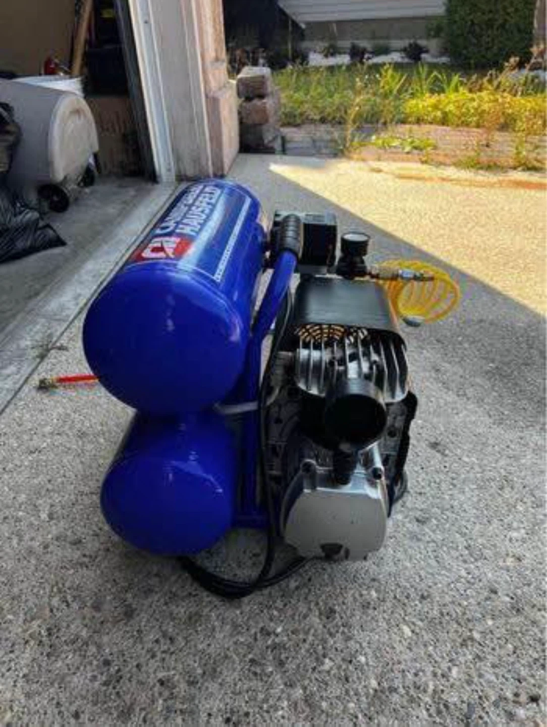 Campbell Hausfeld Air Compressor - photo 4