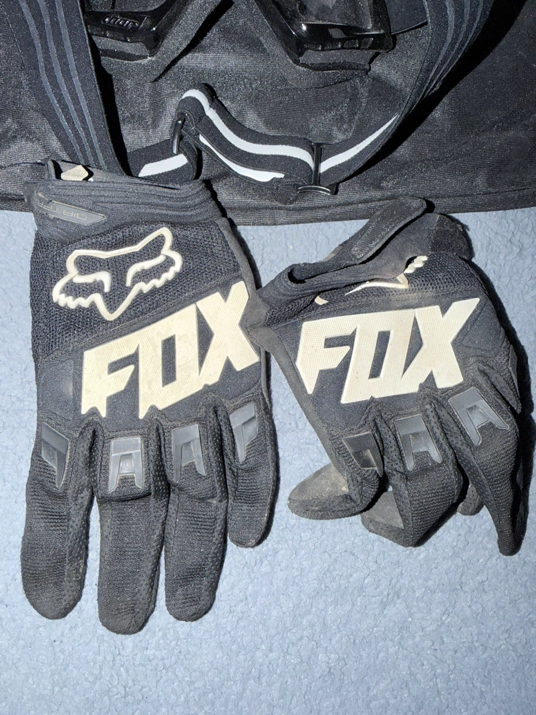 Fox Racing Motocross Helmet, Goggles, and Gloves Set - photo 5