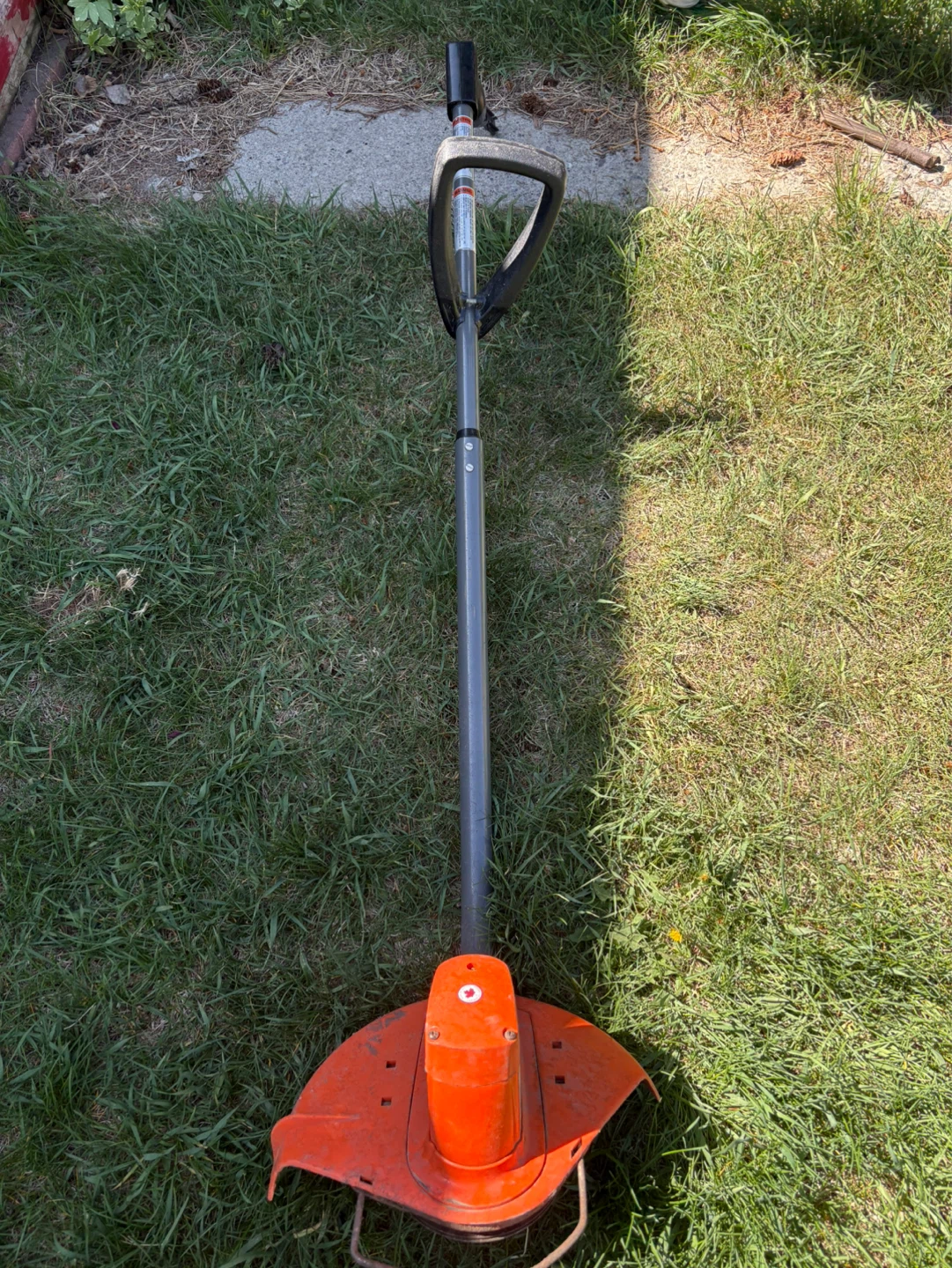 Black & Decker Electric String Trimmer
