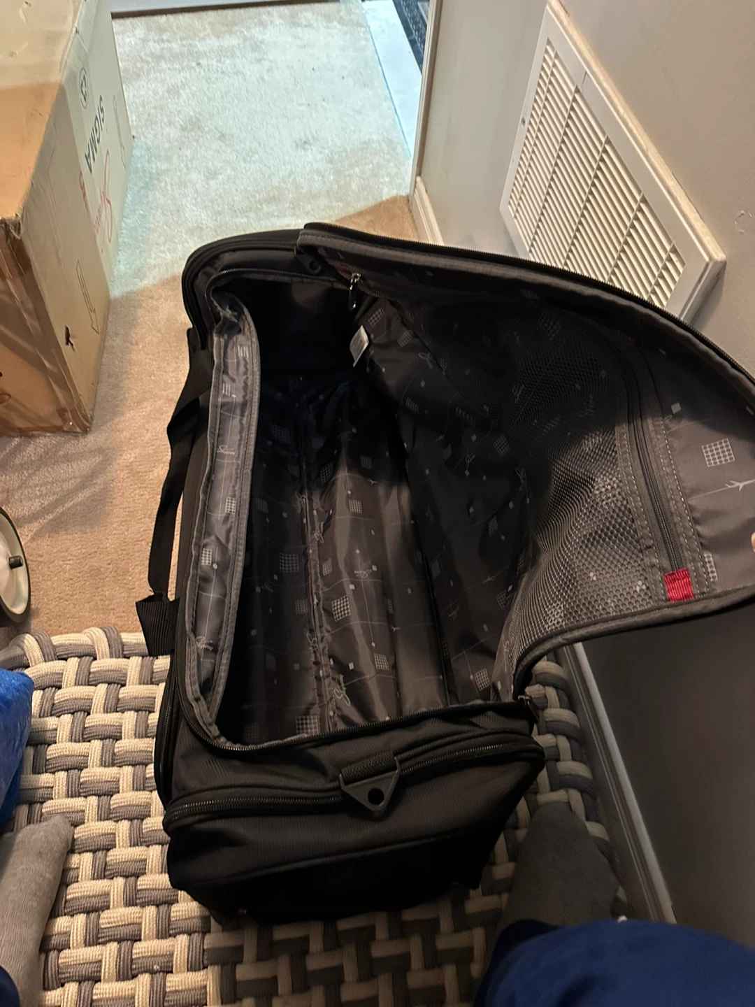 Skyway Black Duffel Bag - photo 2