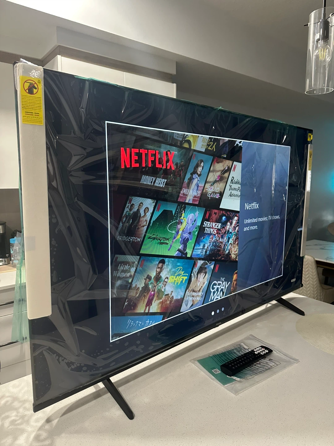 Like-New 60" Hisense 4K UHD Smart TV – Never Used - photo 2