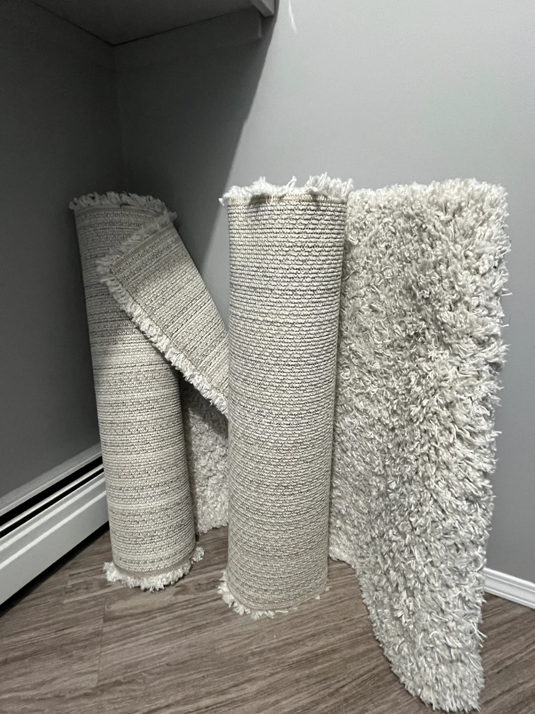 1xIKEA White Plush Rug - photo 5
