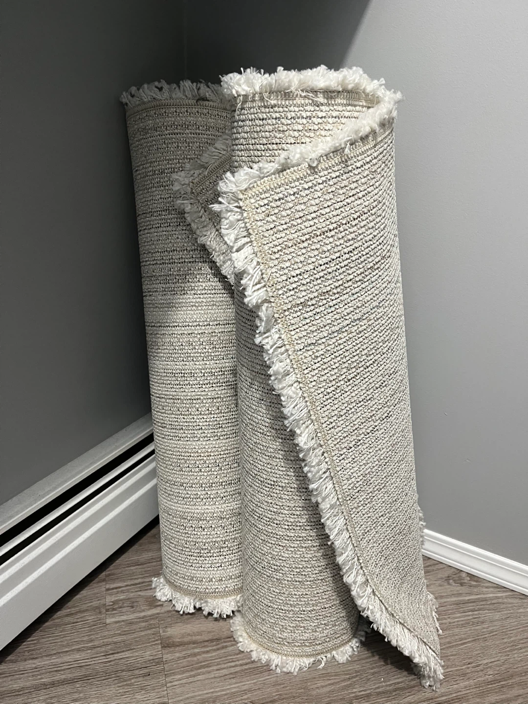 1xIKEA White Plush Rug - photo 2