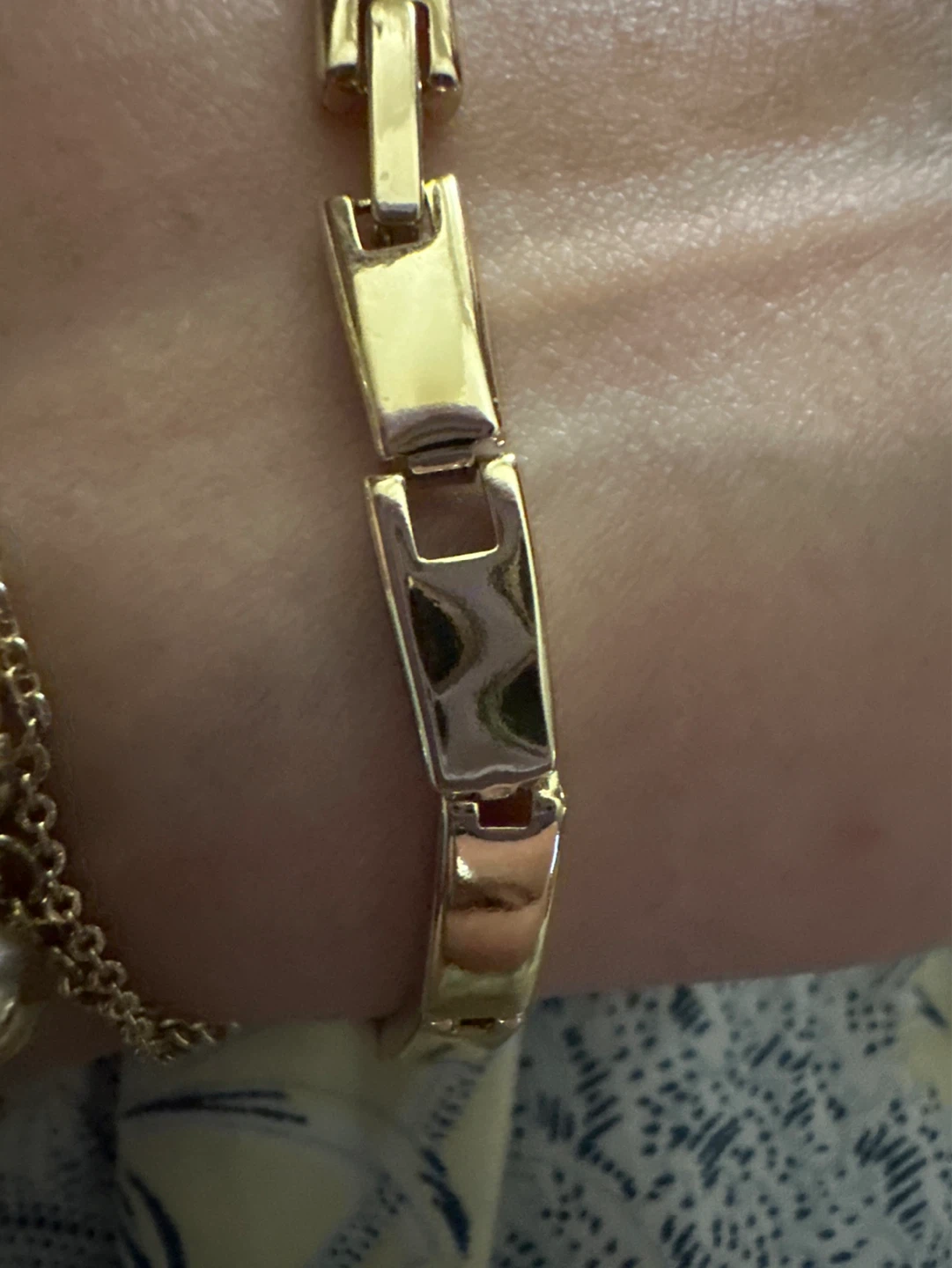 Gold laminated Link Bracelet with Rhinestones - photo 3