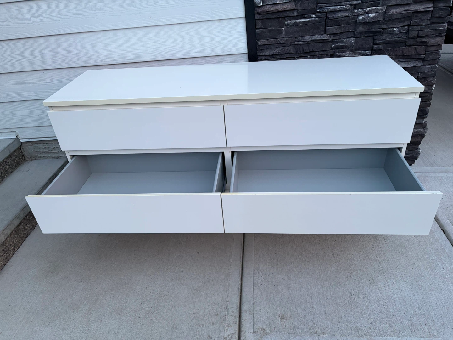 IKEA MALM dresser with 6 drawers - photo 3