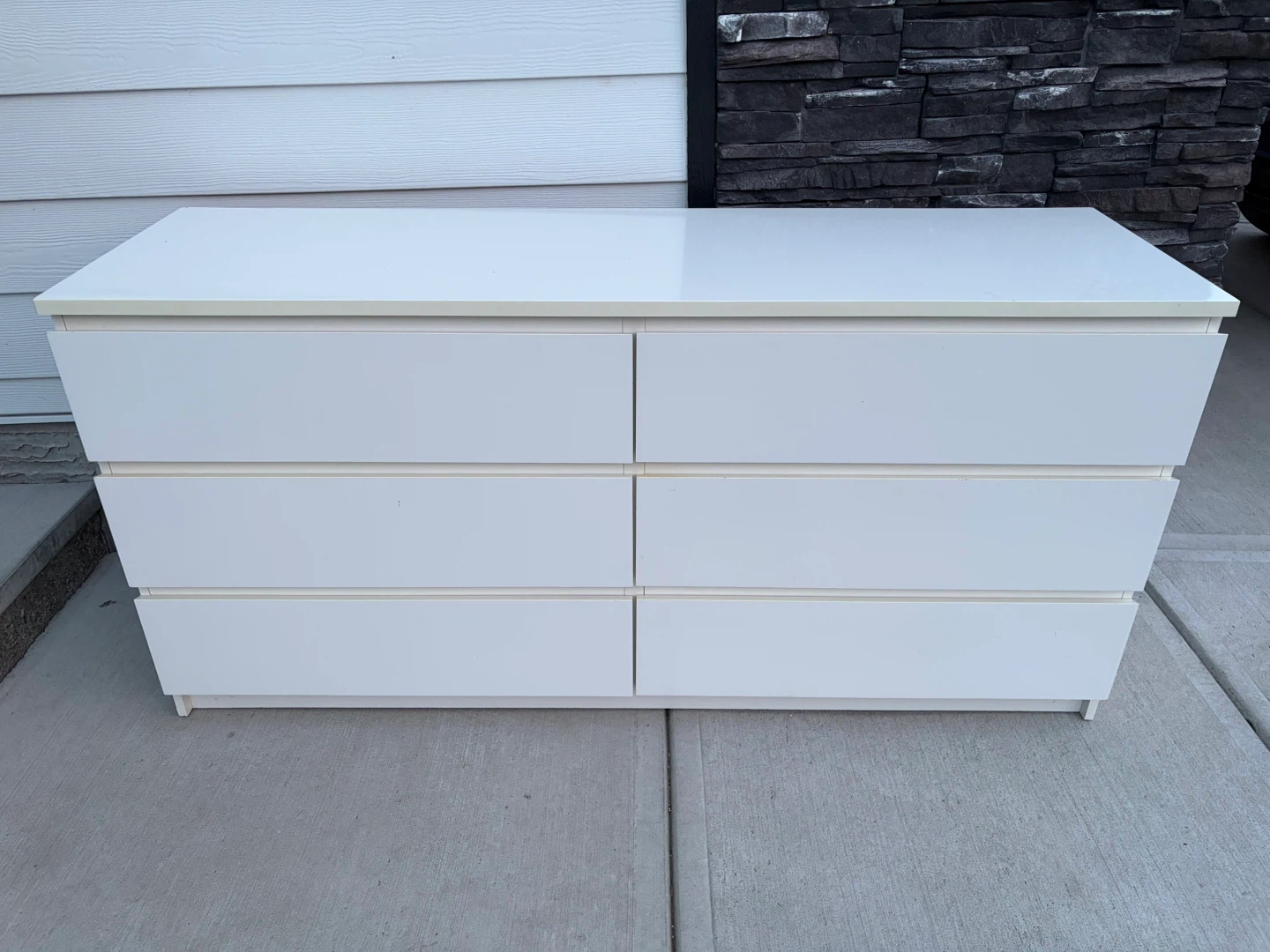 IKEA MALM dresser with 6 drawers
