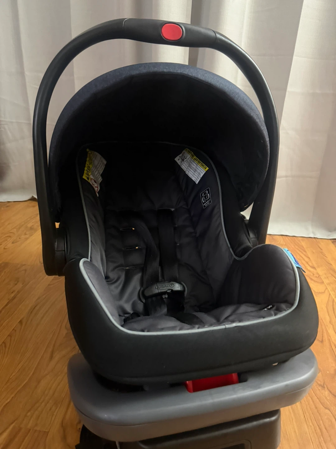 Graco SnugRide 35 Infant Car Seat - photo 5