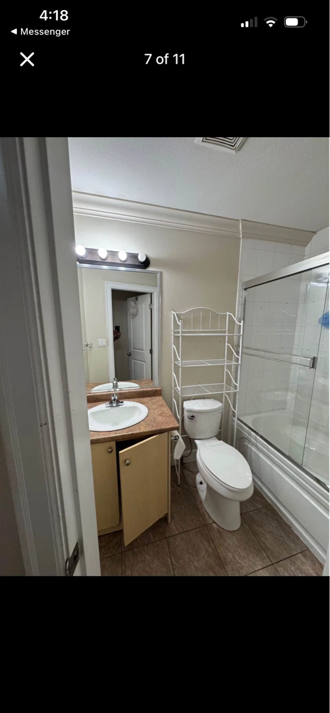 private bedroom with shared bathroom available for rent - photo 2