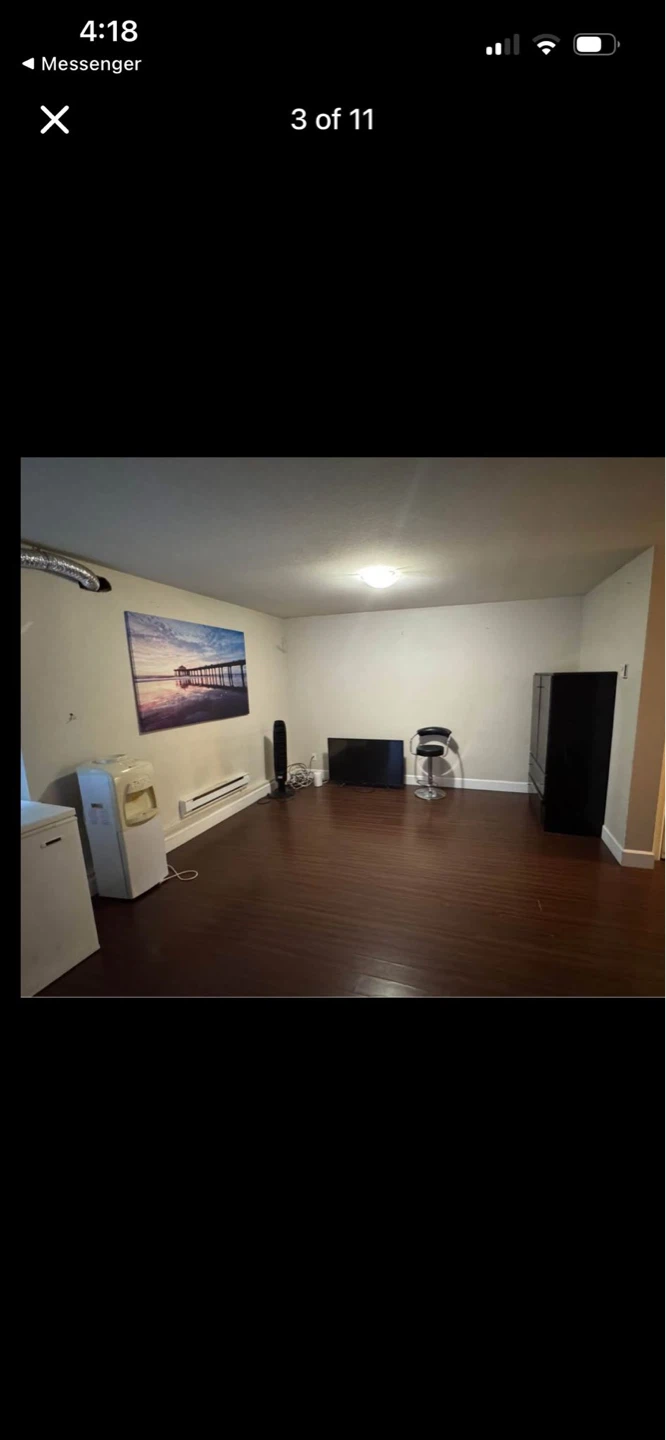 private bedroom with shared bathroom available for rent - photo 4