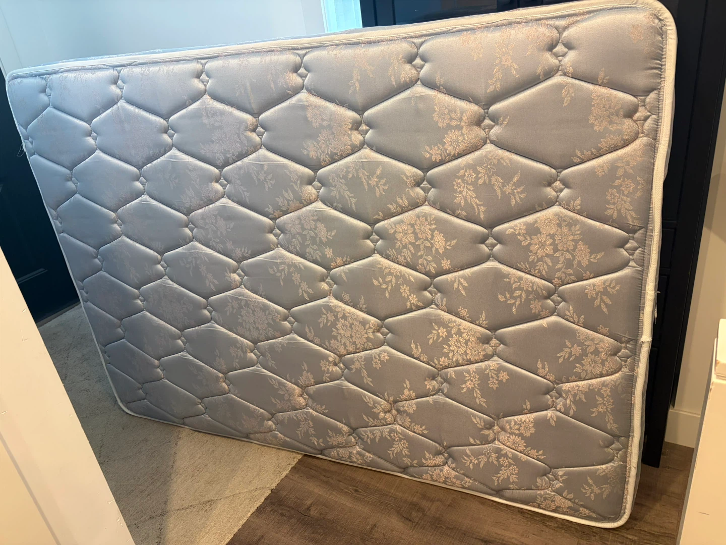 Full / double mattress in good condition
