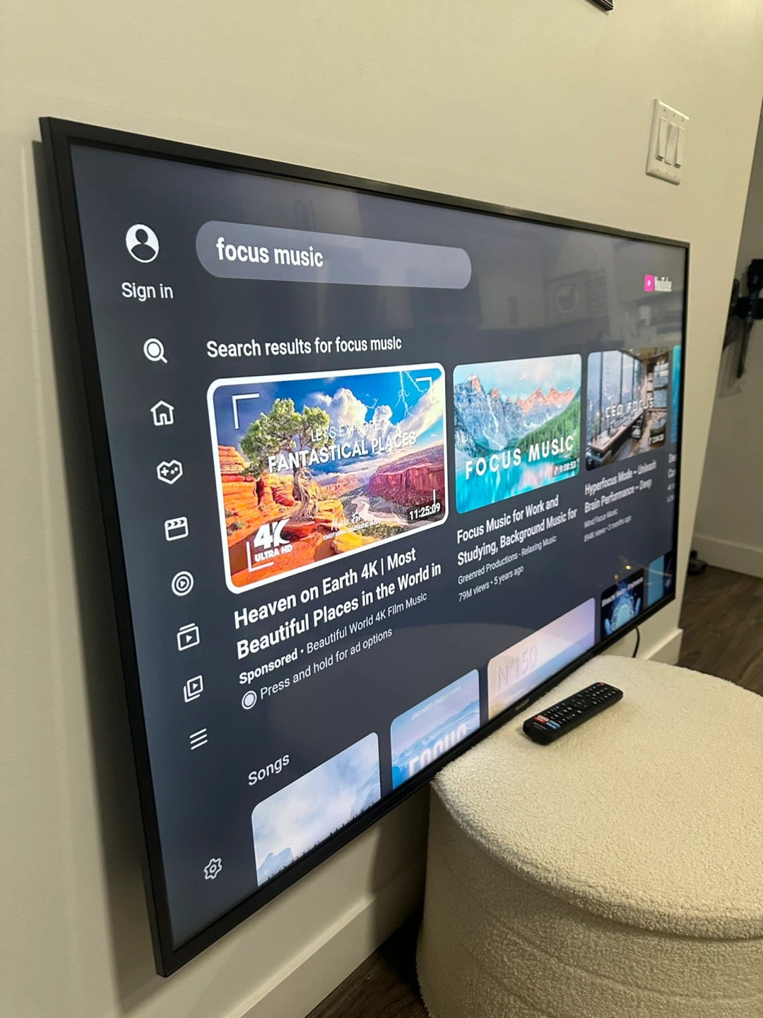 Sharp 60-Inch 4K UHD Smart TV – Like New Condition - photo 4