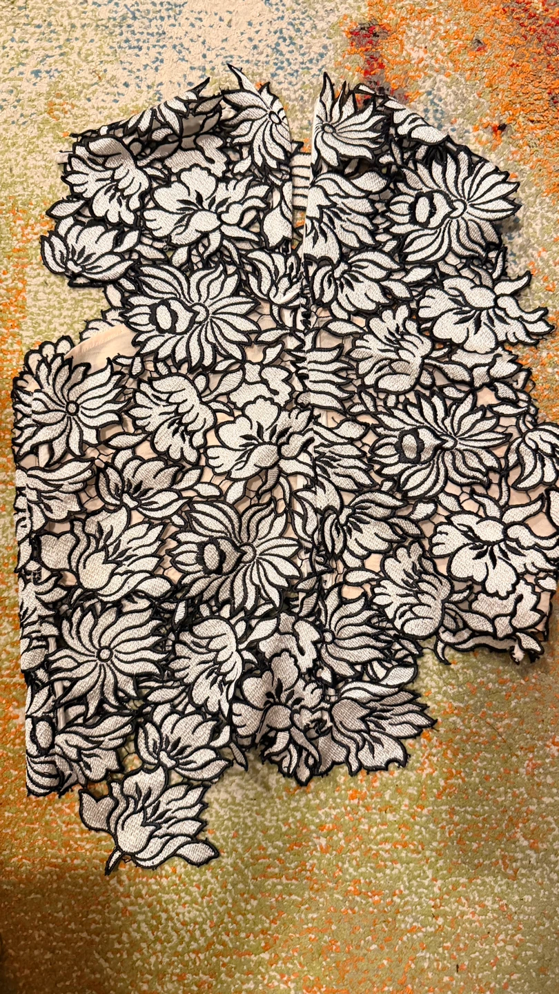 Lace Overlay Top  Size S/M - photo 2