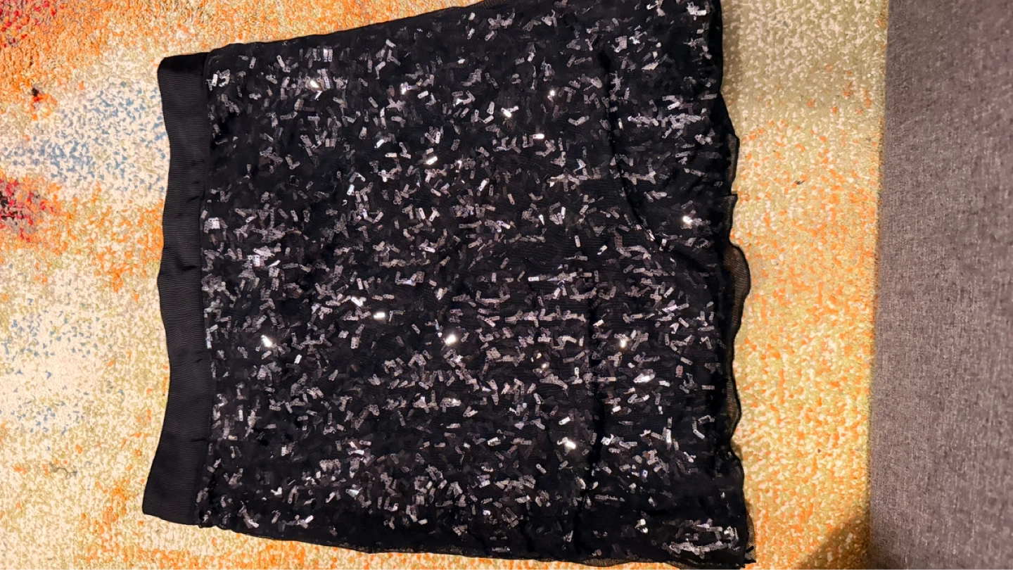 Brand new Sequin Mini Skirt Size 6 - photo 3