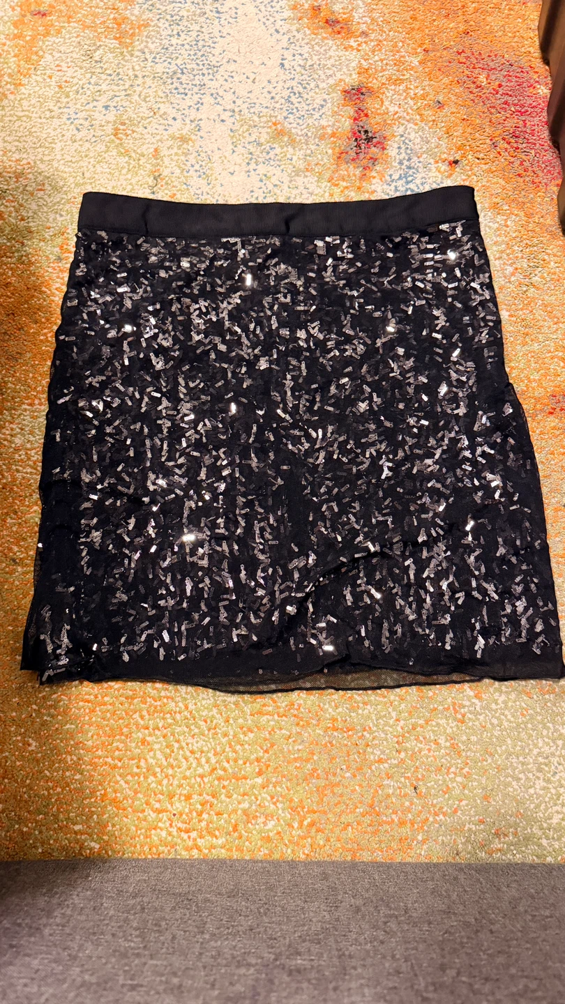Brand new Sequin Mini Skirt Size 6