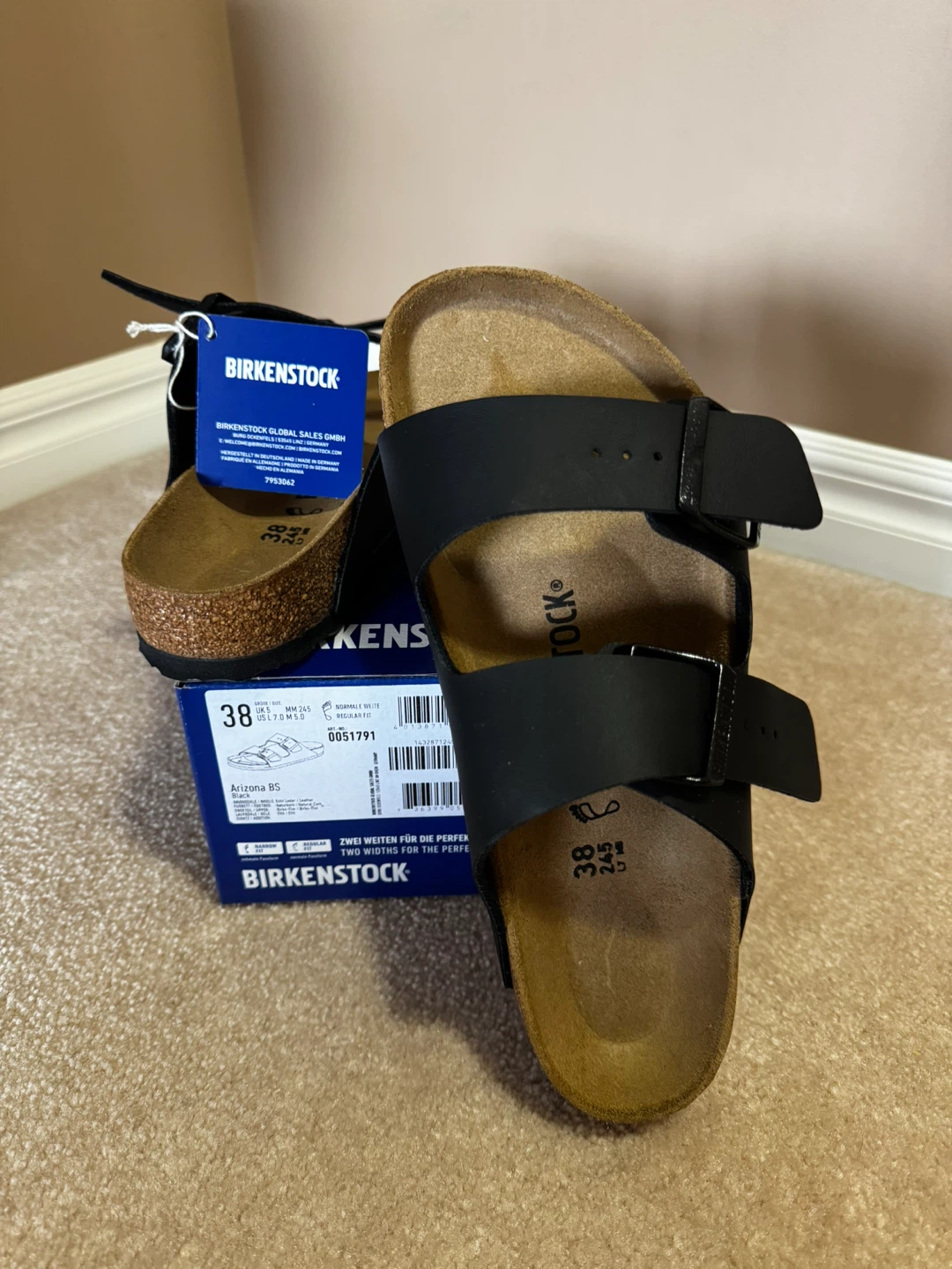 Birkenstock Arizona Sandals - Size 38.   Black - photo 2