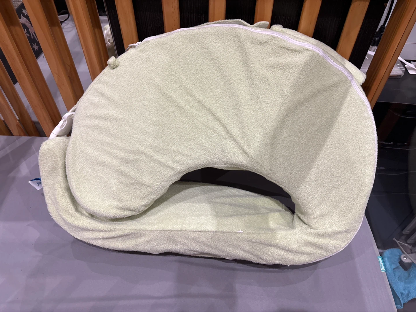 My Brest Friend Nursing Pillow - Light Green - photo 2