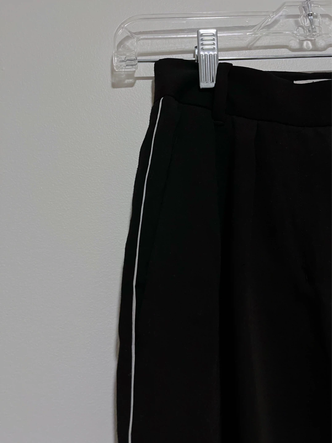 Aritzia Babaton Black Wide Leg Pants with White Stripe- Size 00 - photo 2