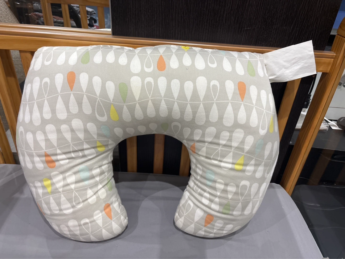 Jolly Jumper Nursing Pillow - photo 2