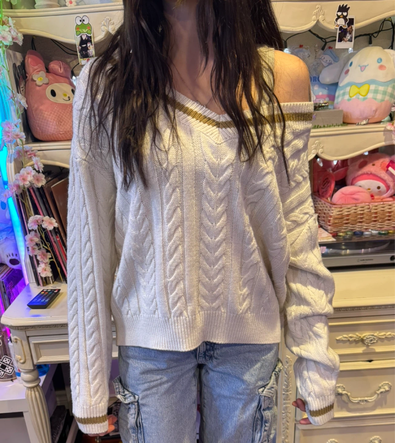 White Cable Knit V-Neck Sweater