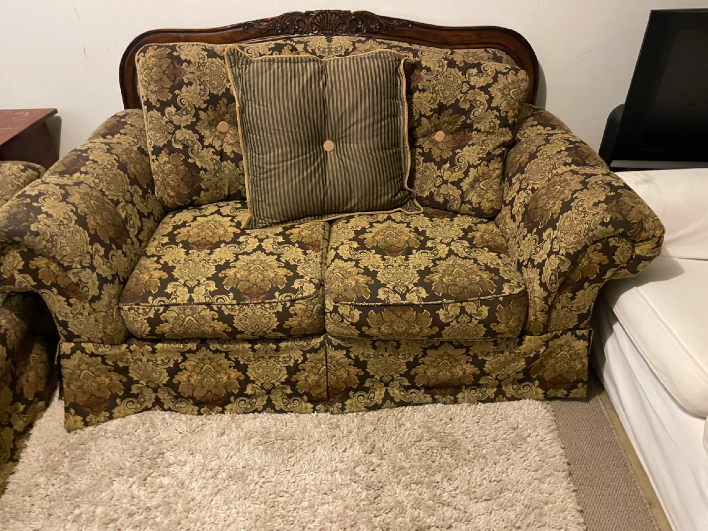 Vintage Floral Loveseat Sofa - photo 3