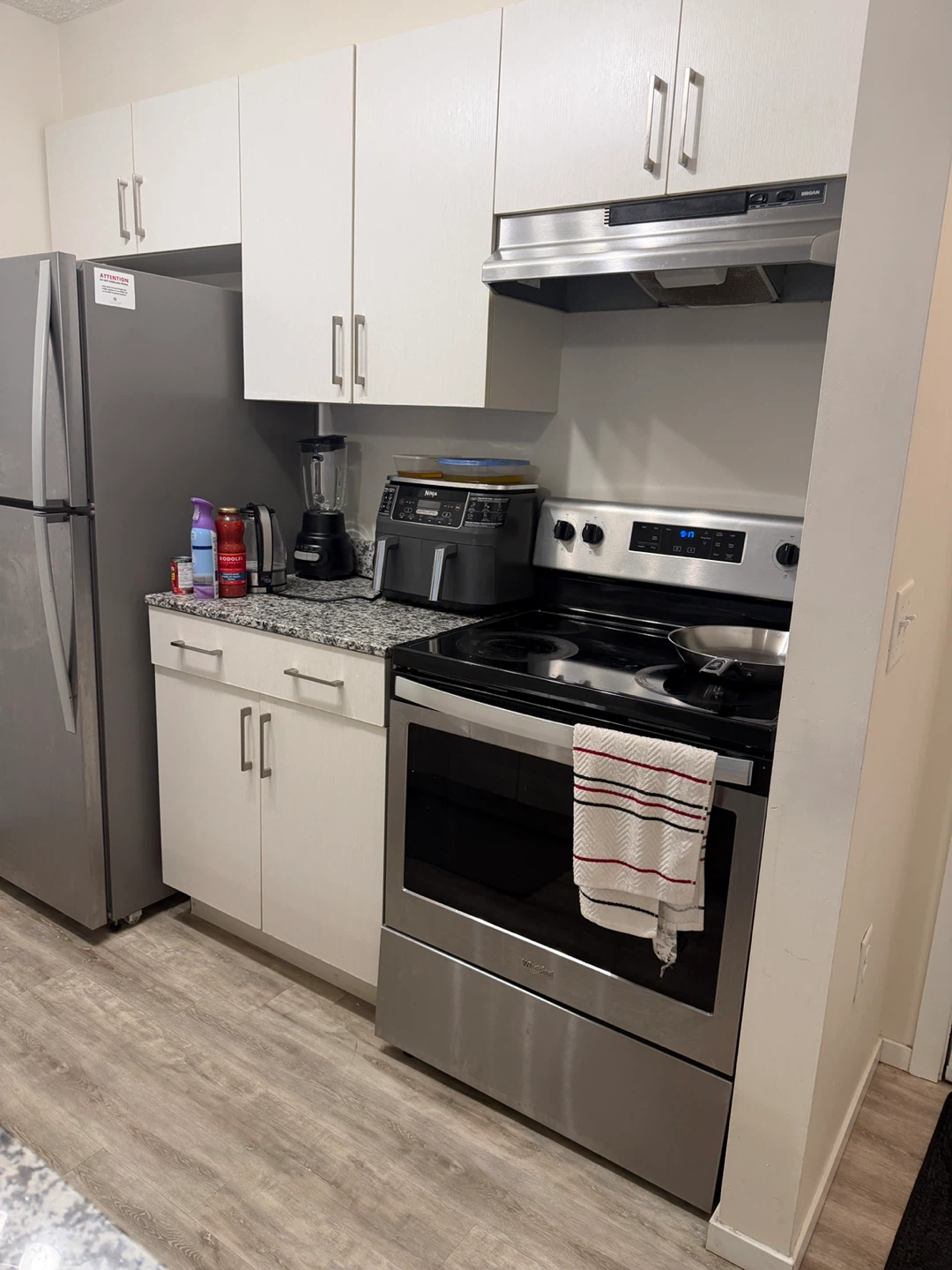 Furnished Room + Private Bath | $900 incl. Utilities - photo 5