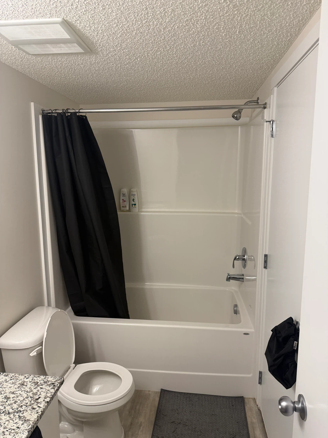Furnished Room + Private Bath | $900 incl. Utilities - photo 3