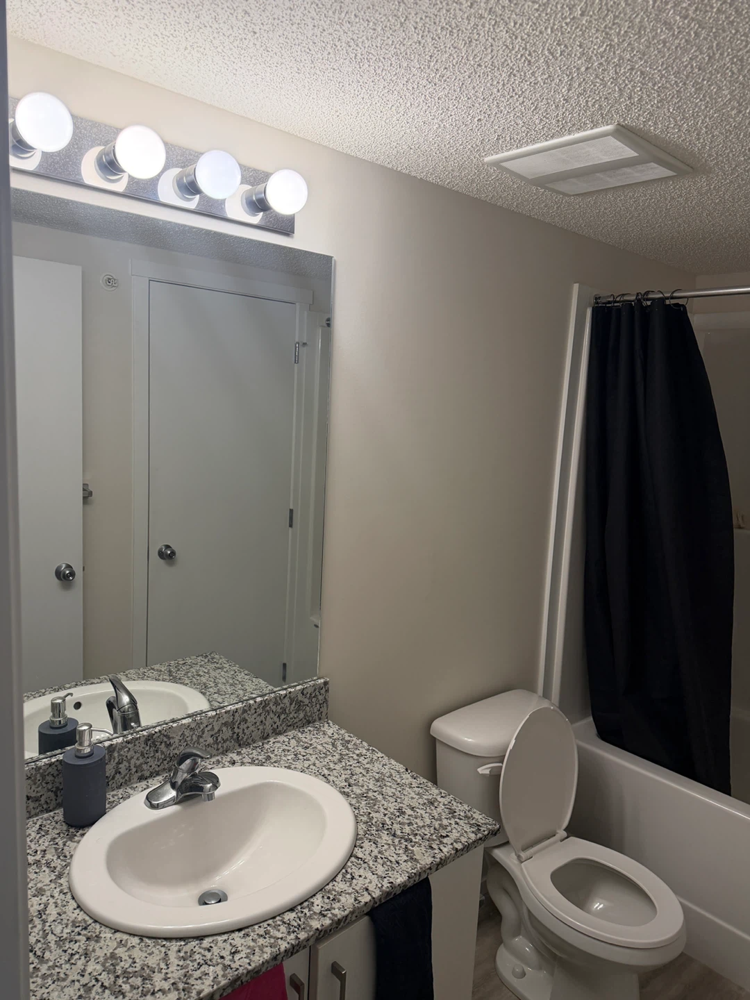 Furnished Room + Private Bath | $900 incl. Utilities - photo 4