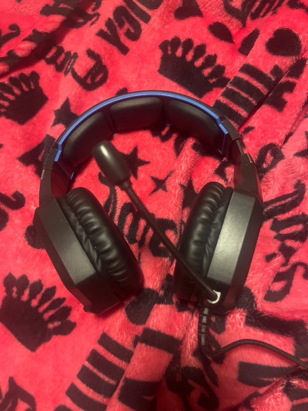 Gaming Headset with Microphone