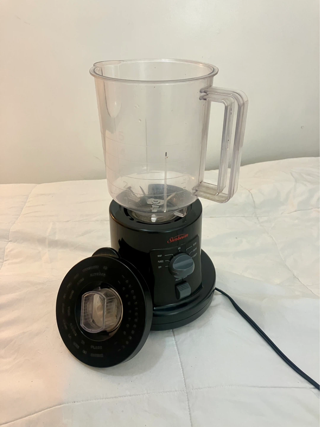 Sunbeam Osterizer 6-Speed Blender - Excellent Working Condition