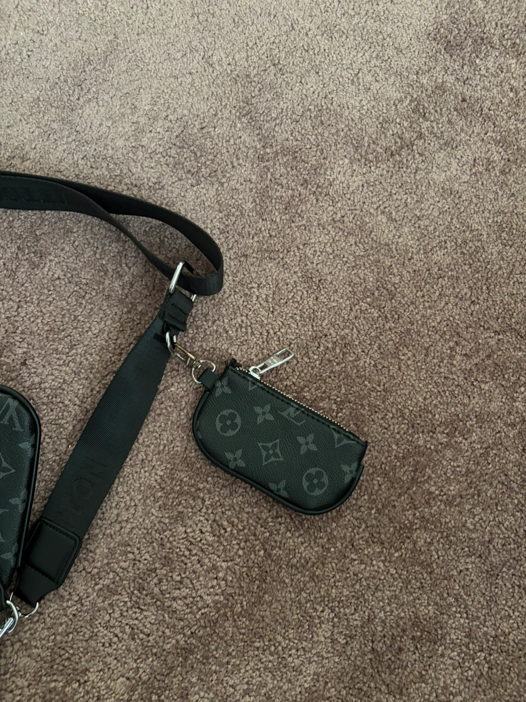 Louis Vuitton Monogram Shoulder Bag with Pouch - photo 3