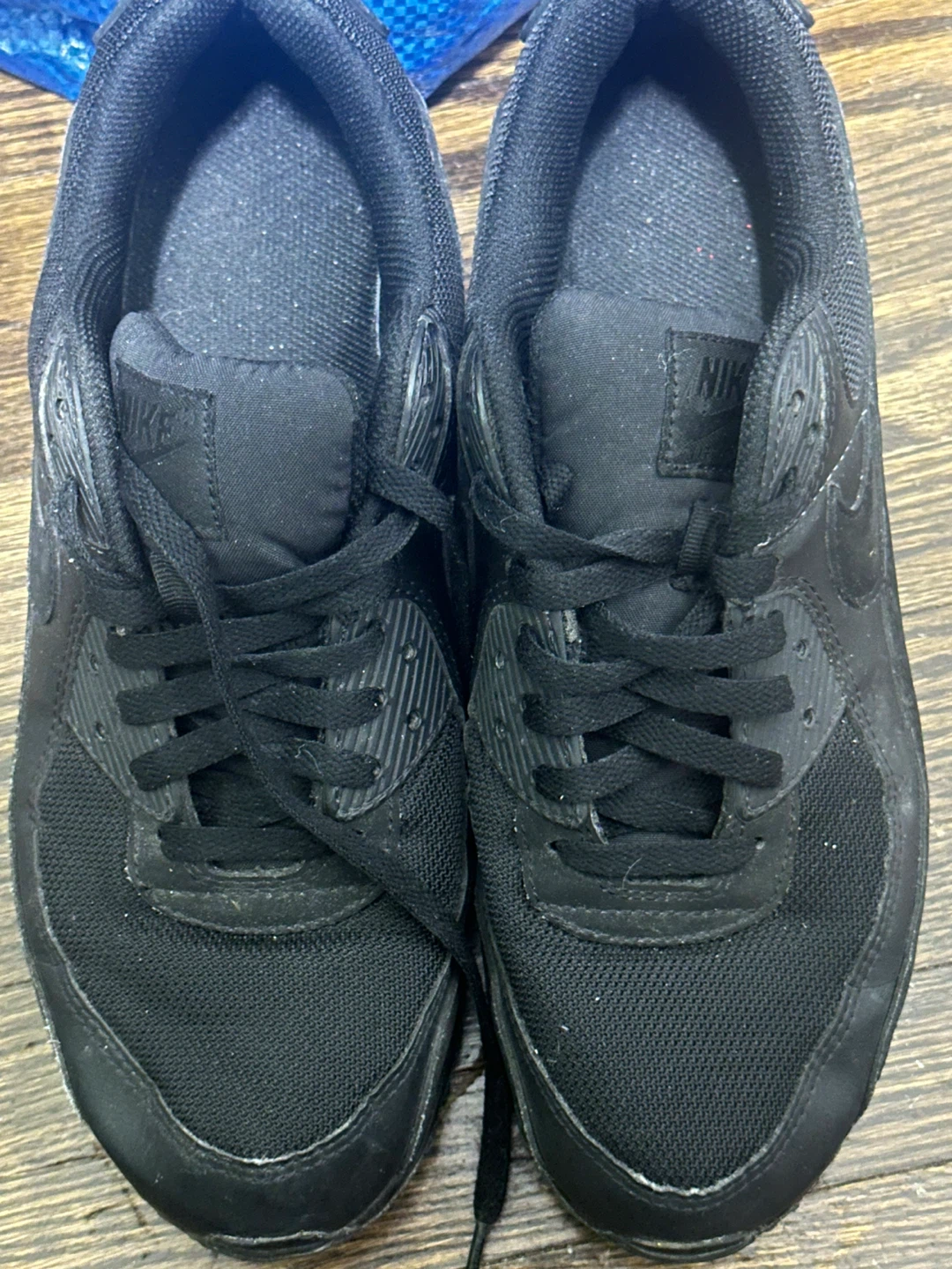 Nike Air Max 90 Sneakers Black (SIZE 11)