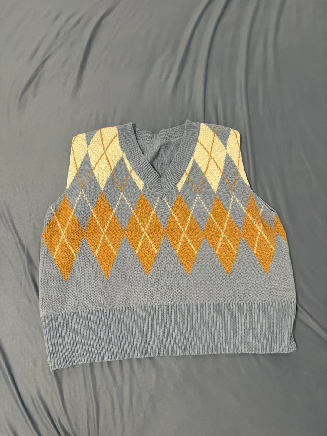 Sweater Vests $5 each or $15 for all 4 - photo 2