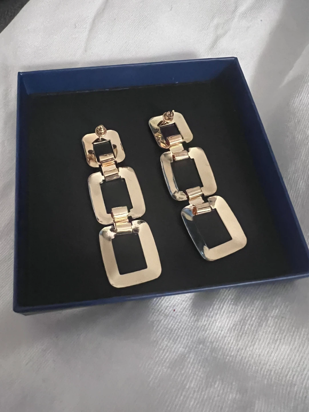Gold Tone Geometric Link Drop Dangle Earrings