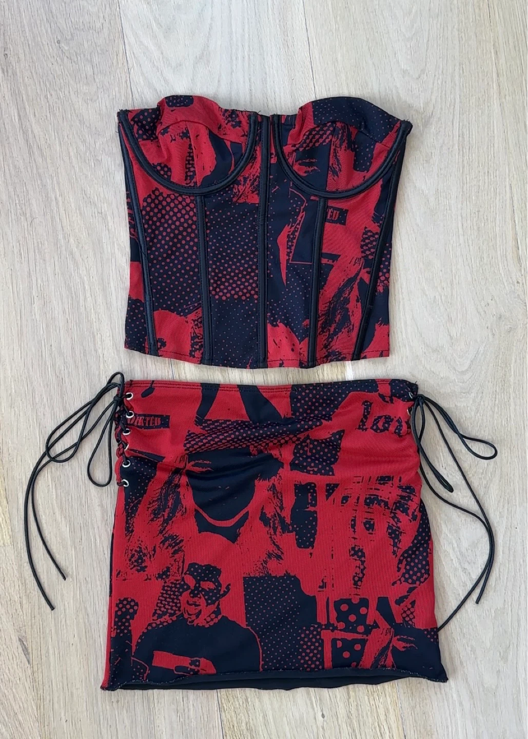 Edikted Red and Black Graphic Corset+Skirt Set - photo 2