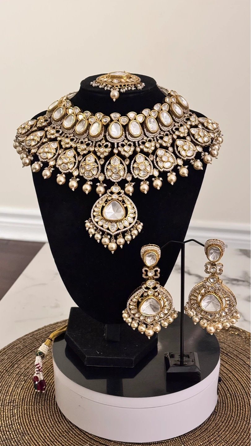 Heavy gold set