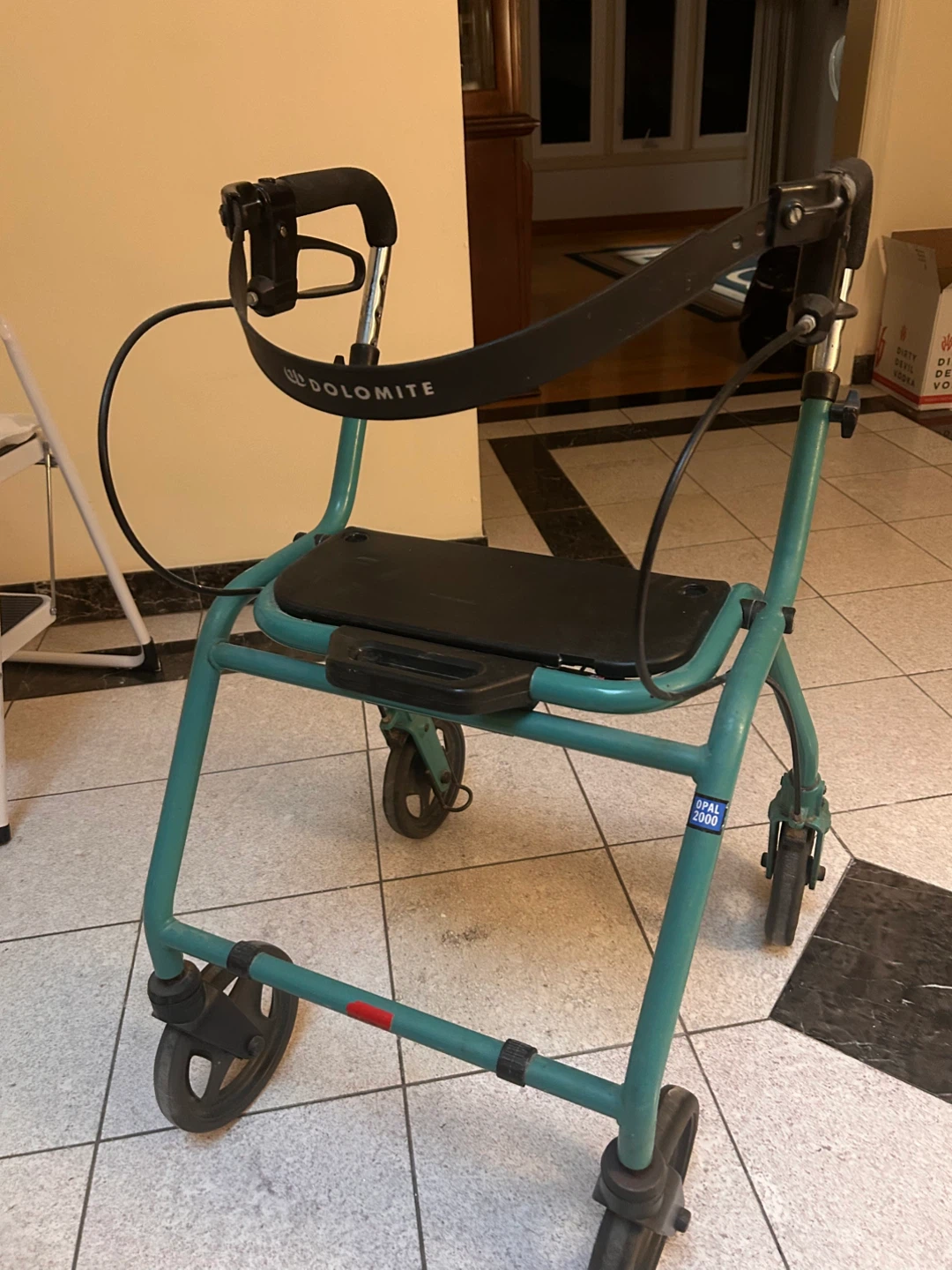 Dolomite Walker with Seat - photo 2