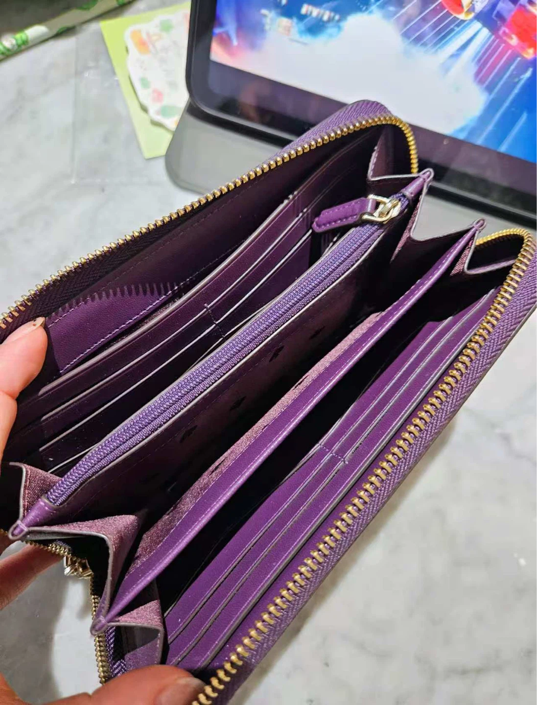 Kate Spade New York Zip Wallet - NEED TO SELL EVERYTHING - photo 3