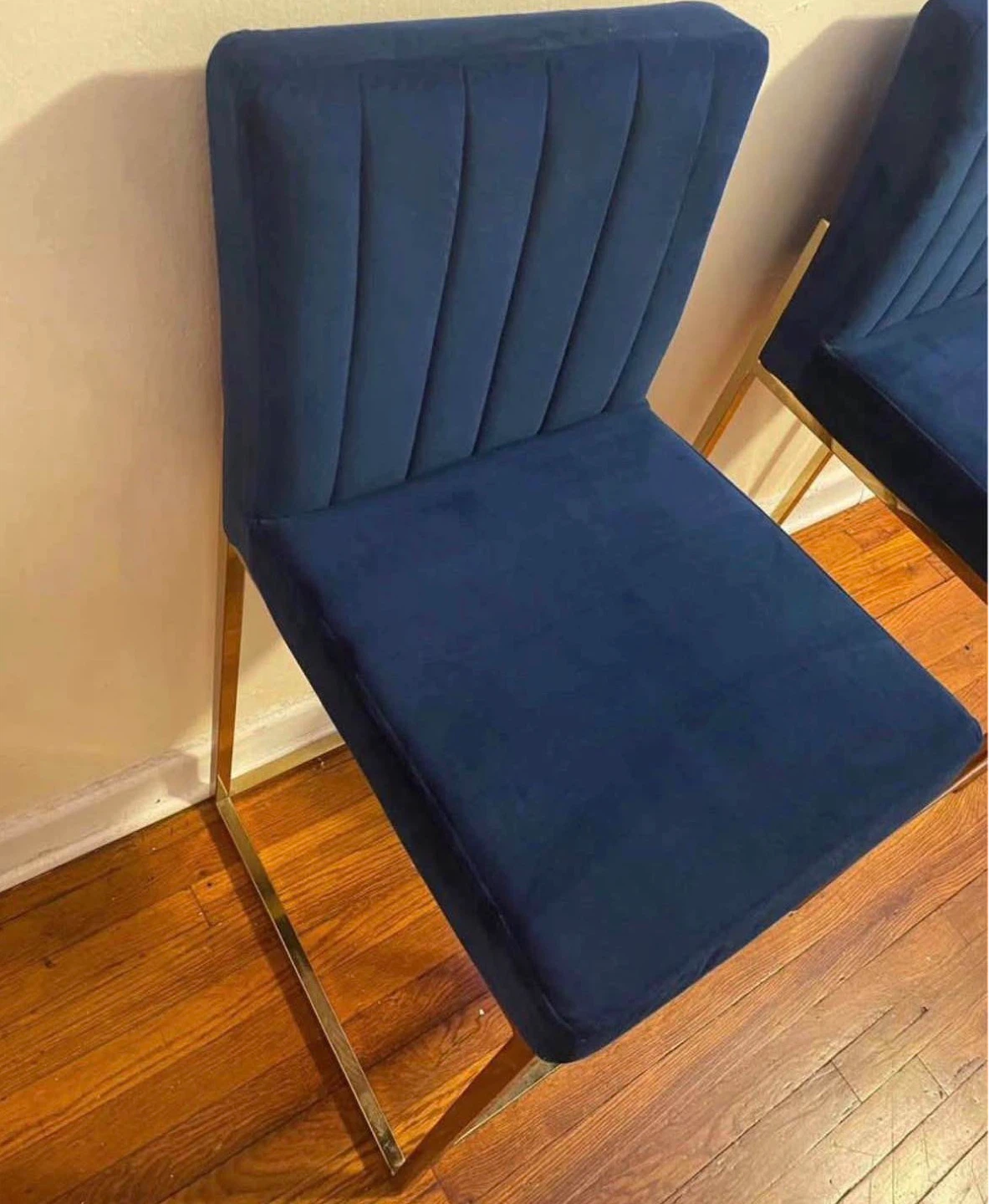 Bar Stools (Set of 2) $100 - photo 2