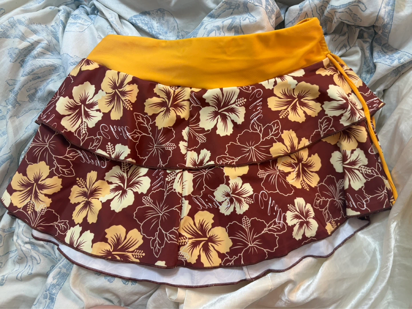 Women's Swimsuit - Never Worn - photo 4
