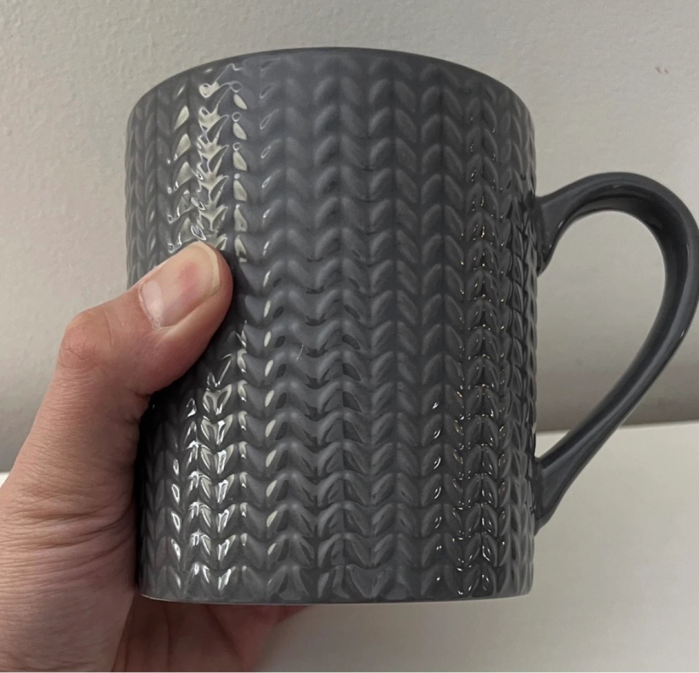 Grey Knit-Pattern Ceramic Mug - photo 5