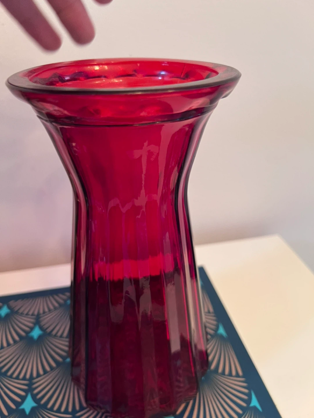 Red Glass Vase - photo 4