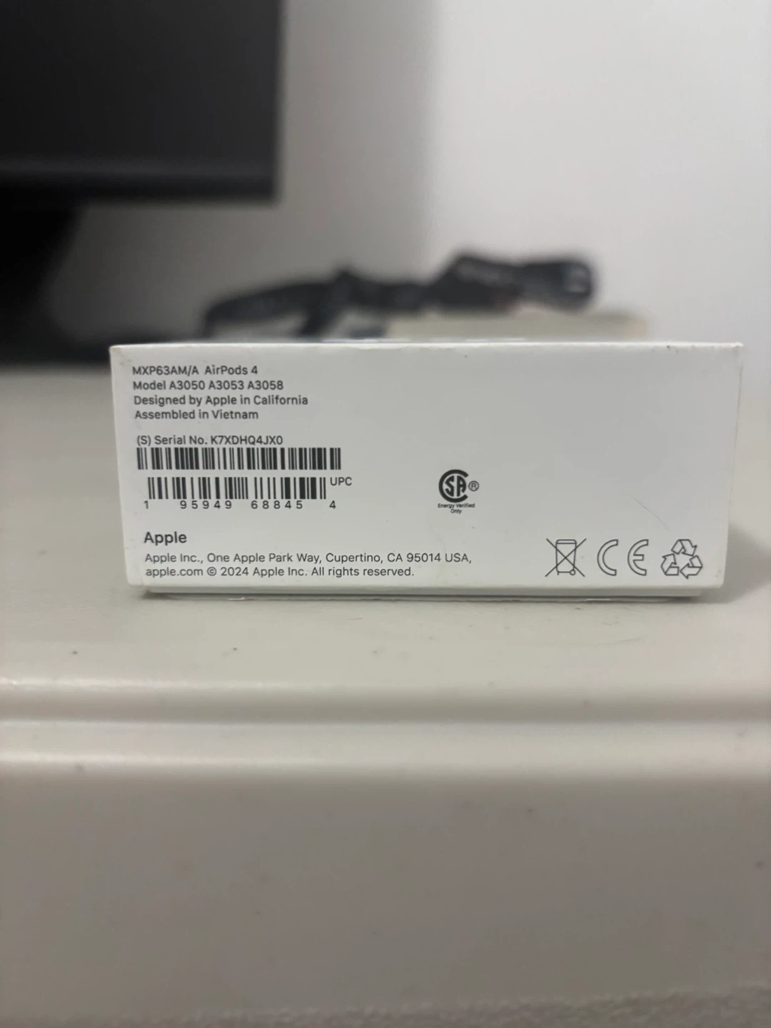 Apple AirPods 4 Wireless Earbuds - photo 3
